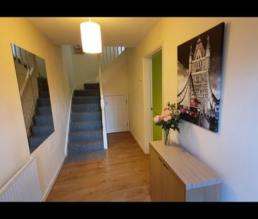 4 Bed Terraced House, Nazareth Road, NG7 - Photo 2