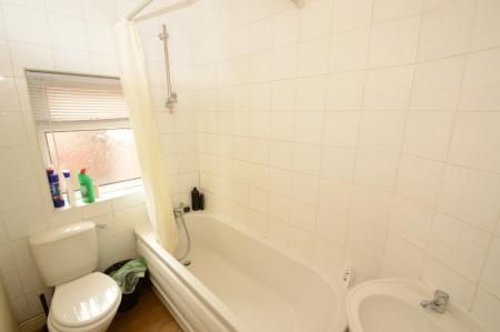 Ladybarn Lane, Fallowfield, Manchester, M14 - Photo 1