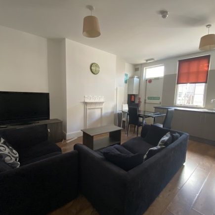 4 Bed - Flat 2, 84 Westcotes Drive, Leicester, - Photo 1