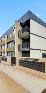 "AVIA"' ONE BEDROOM + STUDY - Photo 3