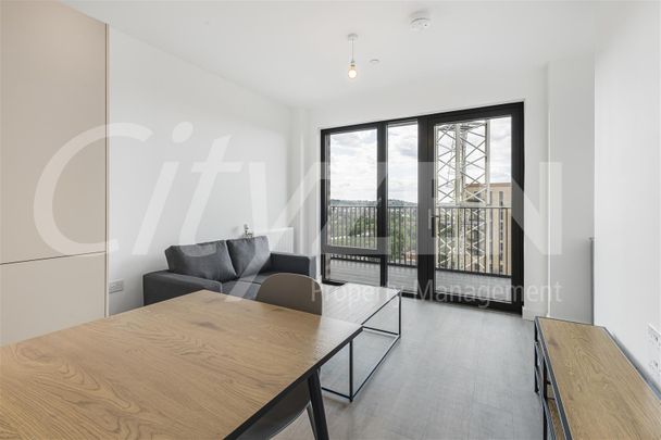Pullman House, Wembley Park Gardens, Wembley, London - Photo 1