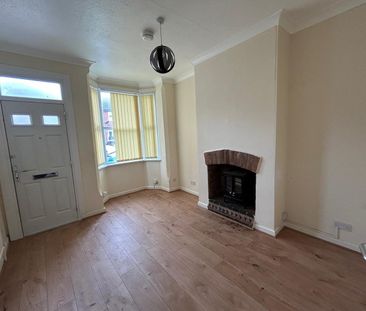 3 Bed End Terrace, Thorneywood Rise, NG3 - Photo 3