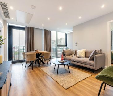 2 bedroom flat to rent - Photo 3