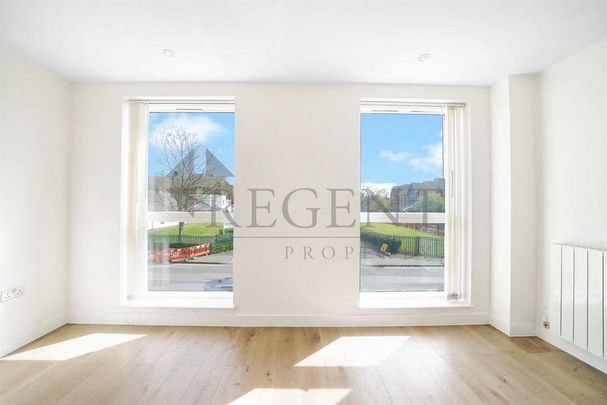 3 bedroom apartment to rent - Photo 1