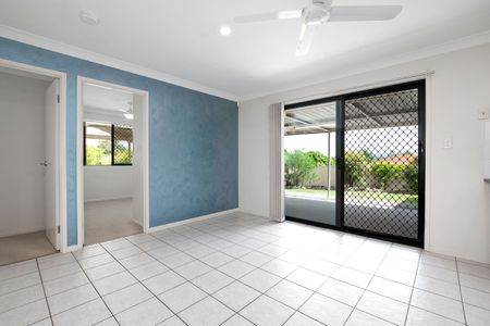 Perfect for family and entertaining guests! - Photo 2