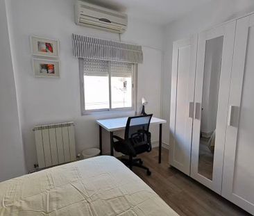 Calle de Cayetano Pando, Madrid, Community of Madrid 28047 - Photo 6