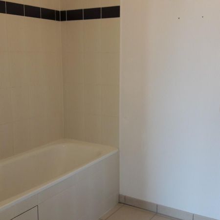 location Appartement T2 DE 45.92m² À NANTES - Photo 4