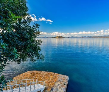 Lyxig Ovilla med 3 Sovrum, Privat Pool och Brygga i Fethiye - Photo 4