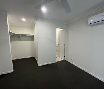 Family Home in Cumbalum - Photo 4