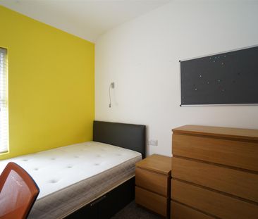 96 Caernarfon Road - Photo 5