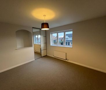 4 bedroom detached house to rent - Photo 4