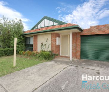 A Beautiful Blend of Comfort and Convenience - Photo 3