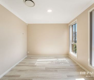 Spacious Family Home - Photo 3