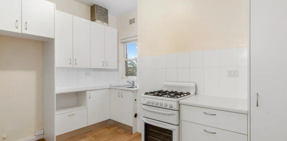 7/135 Sydney Road, Fairlight. - Photo 2