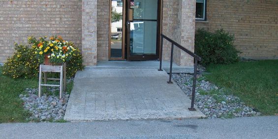 $1080, 4 1/2 au deuxième , pour septembre - Photo 3