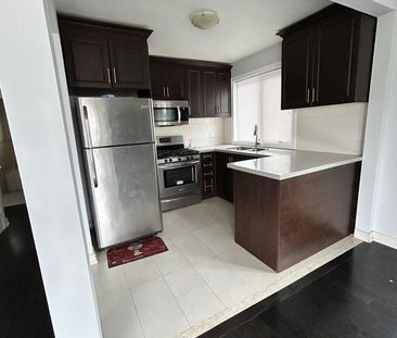 For Lease - 7 Strode Drive, Toronto, Ontario - Photo 3