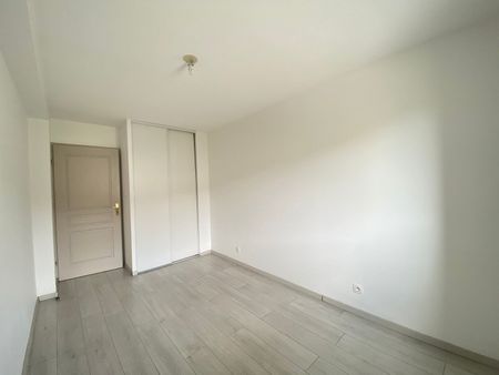 Appartement T3 avec balcon et parking - Quartier Croix Daurade Toulouse - Photo 5