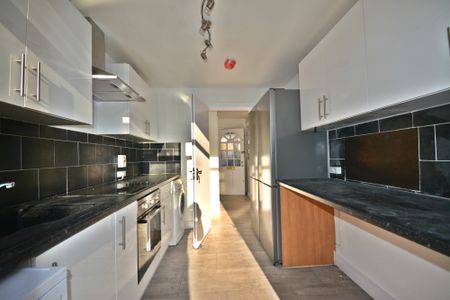 1 bedroom property to rent - Photo 5