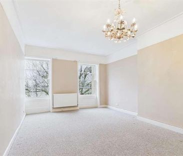 Montpellier, Cheltenham, GL50 - Photo 3