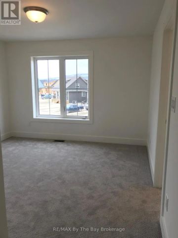 154 RED PINE STREET - Photo 4