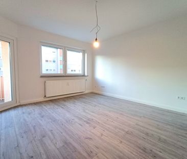 Sanierte 3-Zimmer-Wohnung mit Balkon - Foto 1