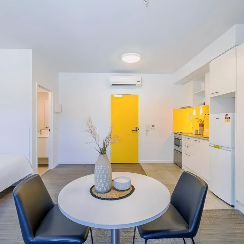 Premier Twin Share Studio(High floor Level 16-20) - Photo 1