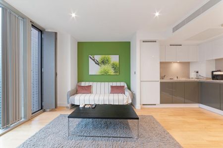 One bedroom apartment to rent in Landmark, Canary Wharf E14 - Photo 3