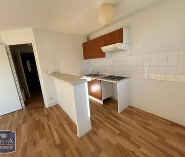 Location Appartement 3 pièces 57m² SOYAUX 16800 - Photo 4