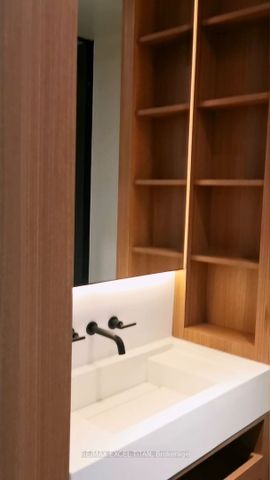 For Lease - 55 Charles Street Unit# 816, Toronto, Ontario - Photo 2