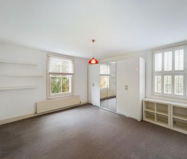 3 bedroom flat to rent - Photo 5