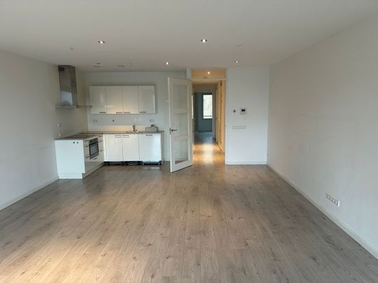 Appartement te huur: Mary van der Sluisstraat 372 1095 ME Amsterdam - Photo 1