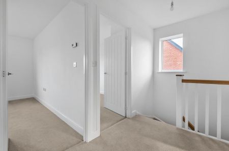 4 bedroom detached house to rent - Photo 5