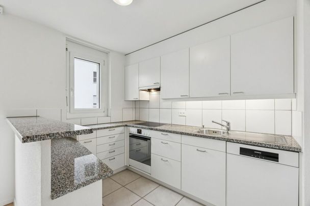 Grosszügige 4.5-Zimmer-Wohnung - Photo 1