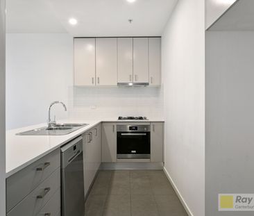 INNER CITY TWO BEDROOM BEAUTY - Photo 3