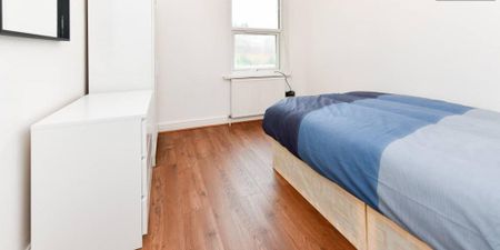 7 bedroom flat share to rent - Photo 2