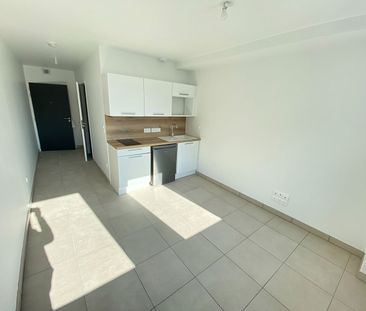 Location Appartement 1 pièce 21m² - Photo 4