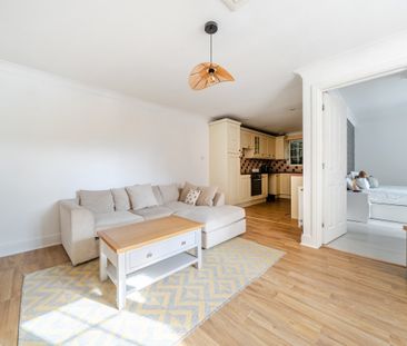 5 bedroom detached house to rent - Photo 4