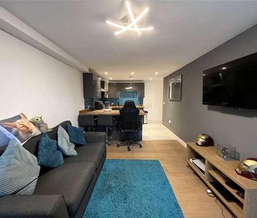 Anderson Court, Burnopfield, Newcastle Upon Tyne, NE16 - Photo 2