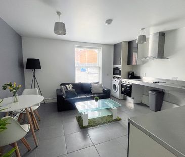 2 Bedrooms, 14 Willowbank Mews Flat 1 – Student Accommodation Coventry - Photo 6