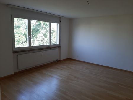 Grosszügige 5-Zimmer-Dachwohnung mit grosser Terrasse (44 m²) - Photo 2
