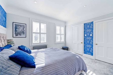 A beautifully presented period home with flexible accommodation and a landscaped garden. - Photo 5