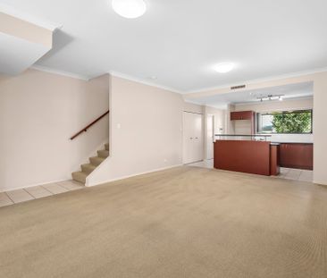 2/709 Oxley Road, Corinda QLD 4075 - Townhouse For Rent | Domain - Photo 1