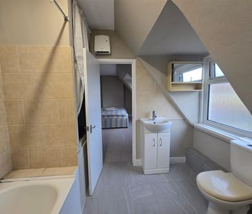 96 Beulah Road, Thornton Heath CR7, London - Photo 3