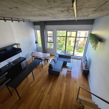 Appartement/Loft meublé à louer au cœur de la Petite-Patrie ! - Photo 3