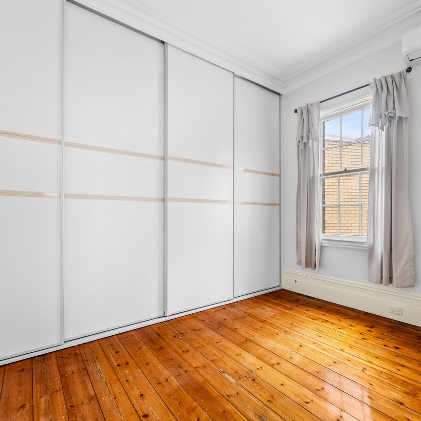 2 Dudley Street, West Melbourne VIC 3003 - House For Rent | Domain - Photo 1