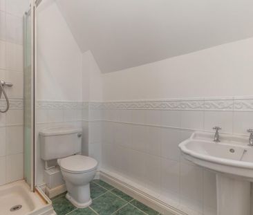 2 bedroom apartment to rent - Photo 2