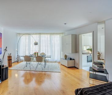 Helle Wohnung mit großem Balkon zum ruhigen Innenhof - Photo 3