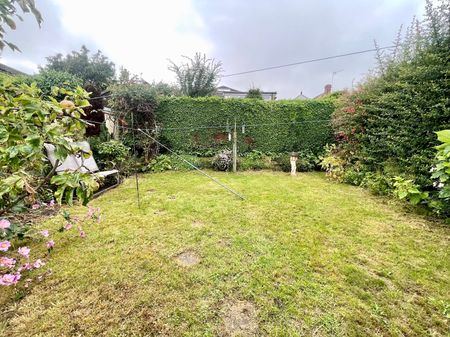 29 Warren Rise, S18 - Photo 3