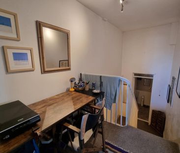 Brockhurst Road, GOSPORT - Photo 3