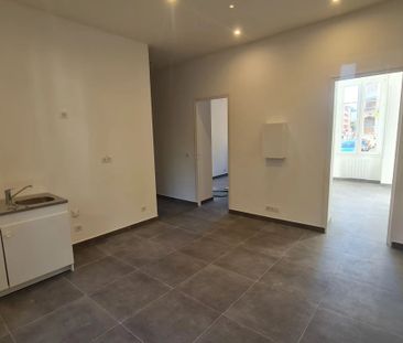 Location Appartement 3 pièces 50 m2 à Nice - Photo 3